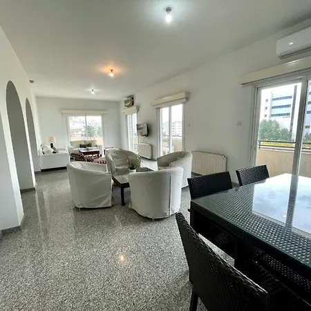 דירה Platform 357 Gravias Spacious *